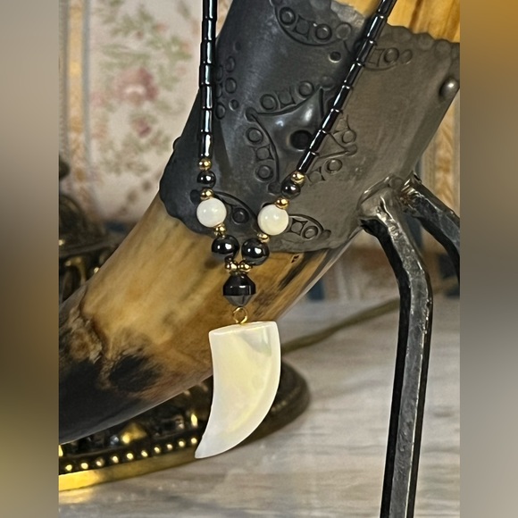 Vintage Hematite Beaded Mother of Pearl Horn Necklace - Picture 1 of 4